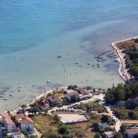 Valadar Apartments Privlaka  Luaran gambar