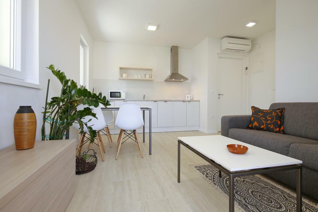 Valadar Apartments Privlaka  Luaran gambar
